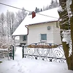 Dom W Glince - *
